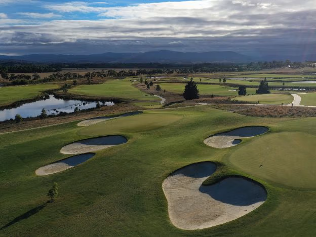 Yering Gorge cottages Eastern_golf course