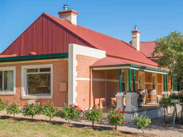 Barossa Estate Adelaide Willows Outback package