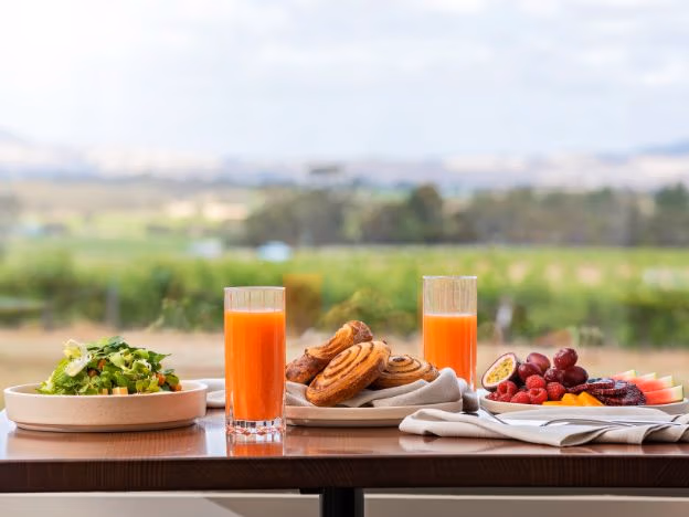 The Louise Barossa South Australia - breakfast - Photographer John Montesi