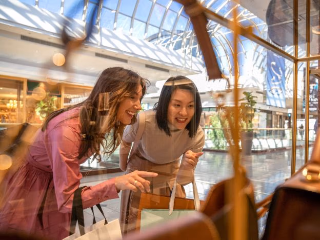 Chadstone Shopping Centre Melbourne credit Tourism Australia