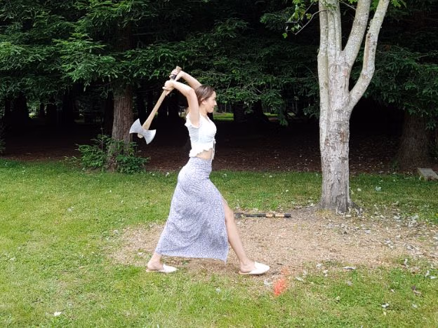 Action Matakana Axes toss